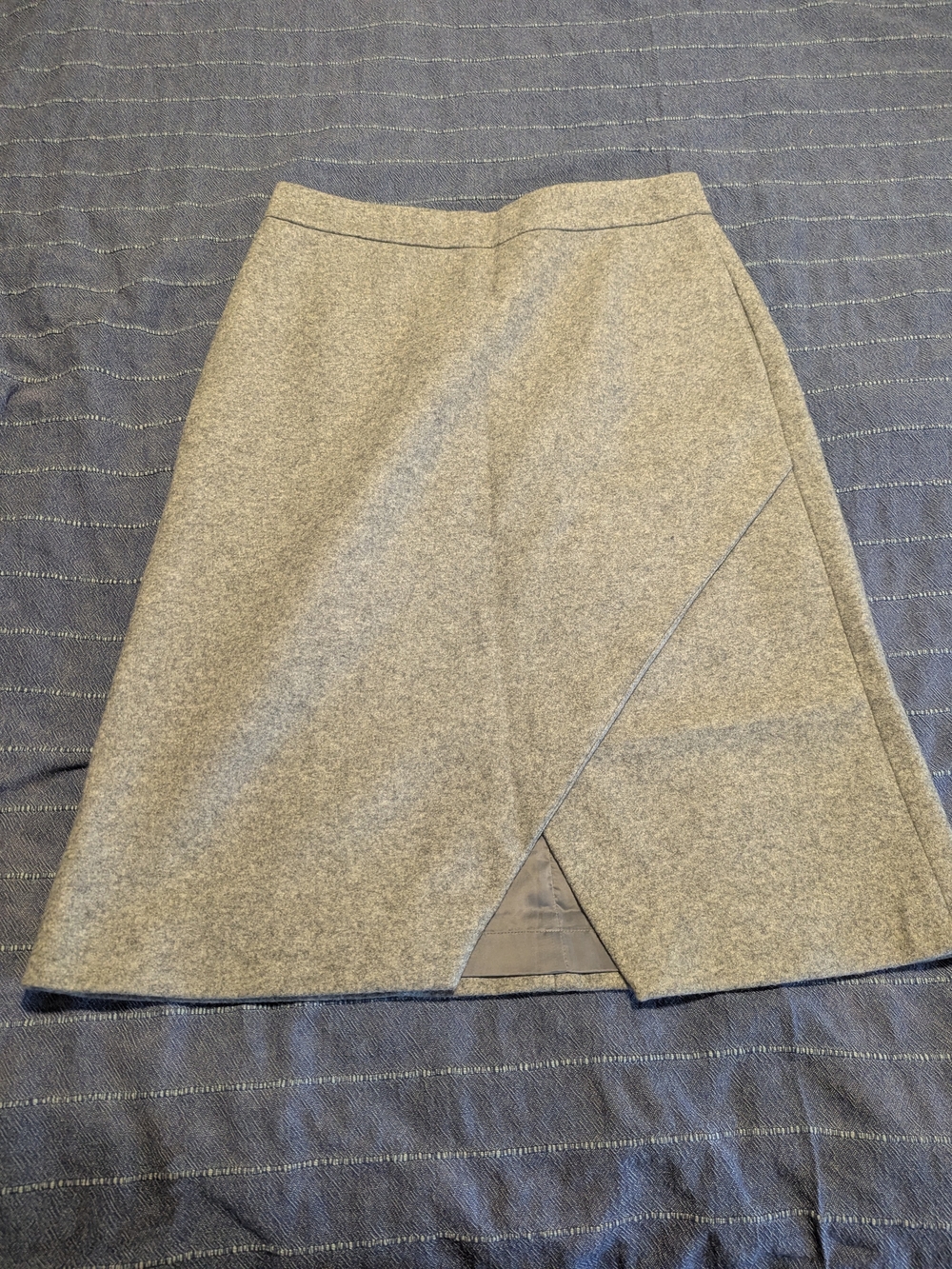 Classiques Entier Grey Asymmetrical Wool-Blend Skirt, 10